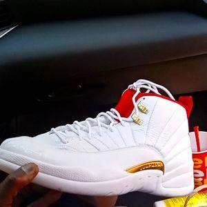 Jordan 12